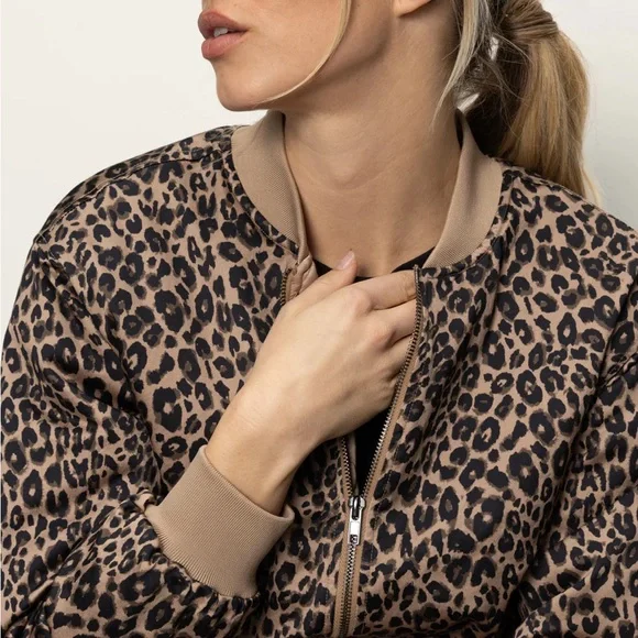 NWT Sanctuary Monroe Sateen Long Sleeve Bomber Jacket (size large) - Picture 3 of 11